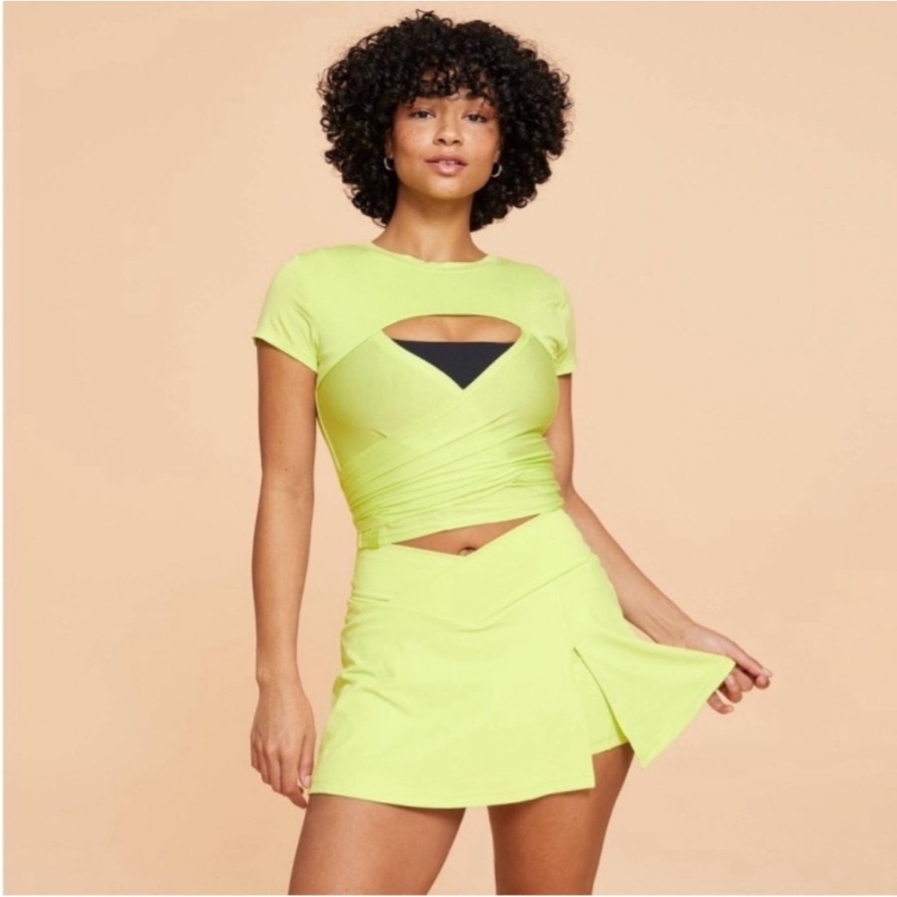 Blogilates Reversible Lime Green Cutout Top